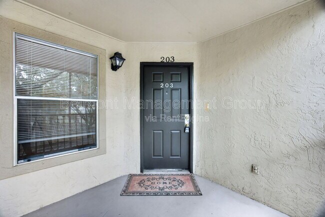 Building Photo - 642 Dory Ln