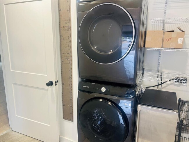 Building Photo - 4434 Coquina Dr