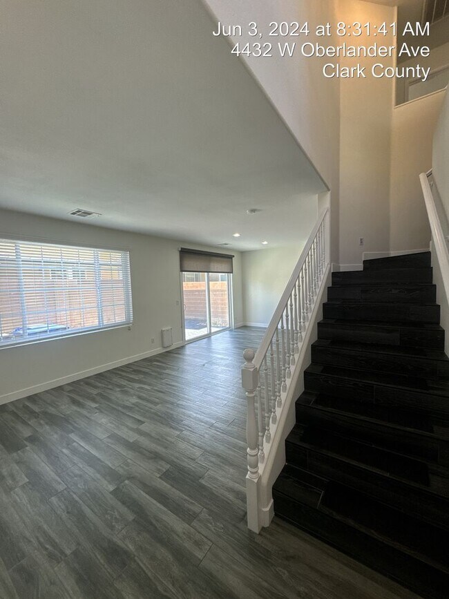 Building Photo - Upgraded 3 Bedroom Home in North Las Vegas...