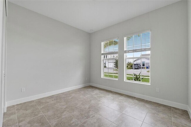 Building Photo - 5223 Liberty Ln