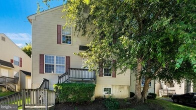 Building Photo - 24 Duttonview Dr