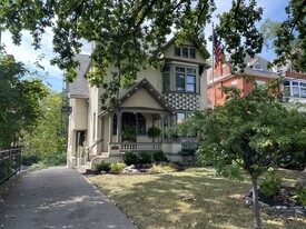 Building Photo - 2641 Highland Ave