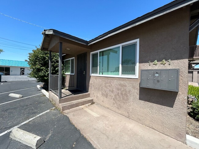 Building Photo - 1441 Coldwell Ave