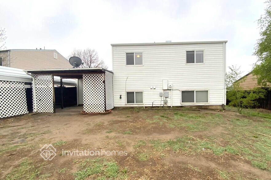 Building Photo - 20355 E Buchanan Dr