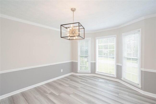 Building Photo - 3281 Mitsy Forest Way NE