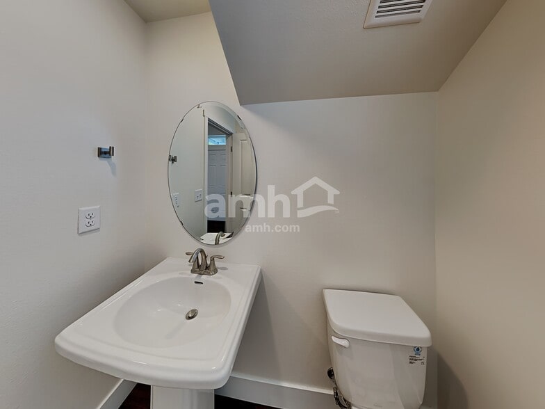 Building Photo - 12722 81st Ave Ct E