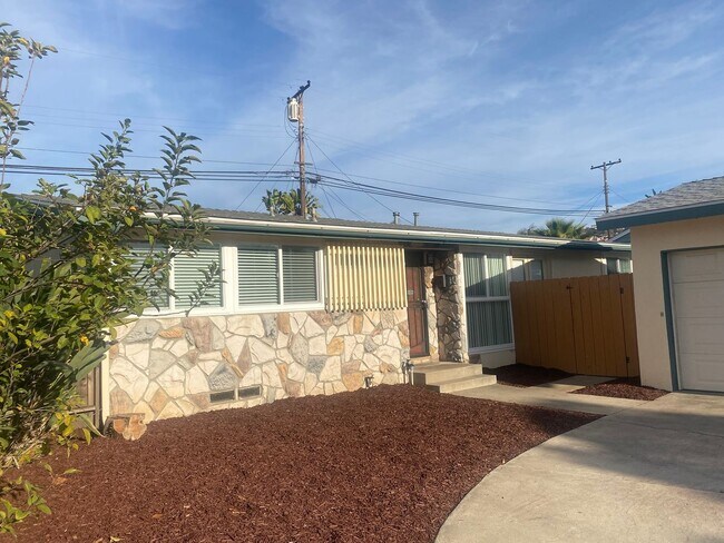 Building Photo - m458 - Fujihara