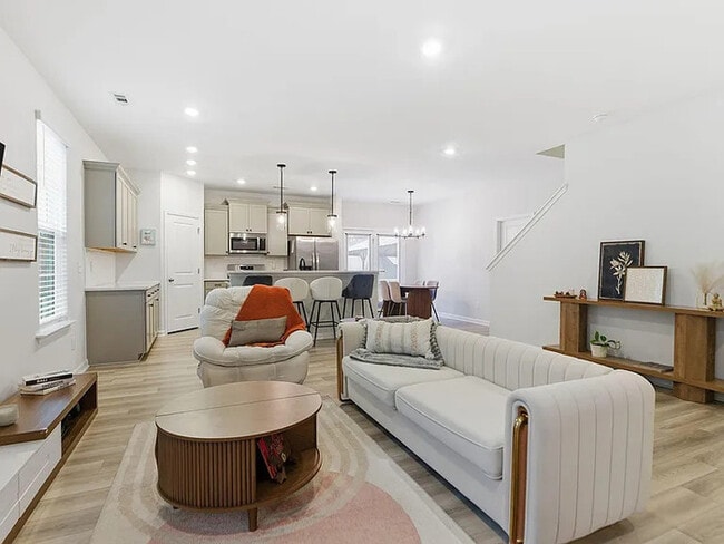 Building Photo - Earn Wealth While Leasing - Like a Homeowner - Lease to Own