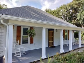 Building Photo - Totally Remodeled 2 Bedroom 1 Bath House-Furnished or Unfurnished ! Coming SOON!