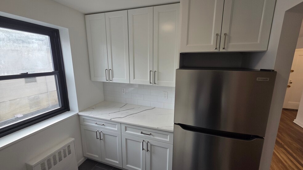 New Kitchen - 165 Vroom St