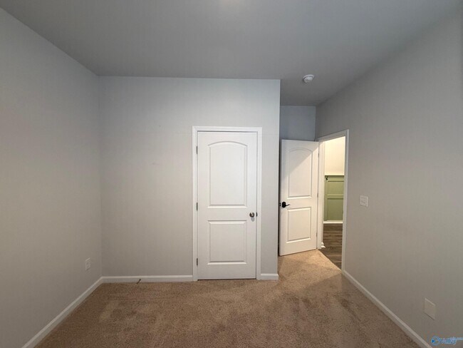 Building Photo - 538 Wolf Trce Ln SW