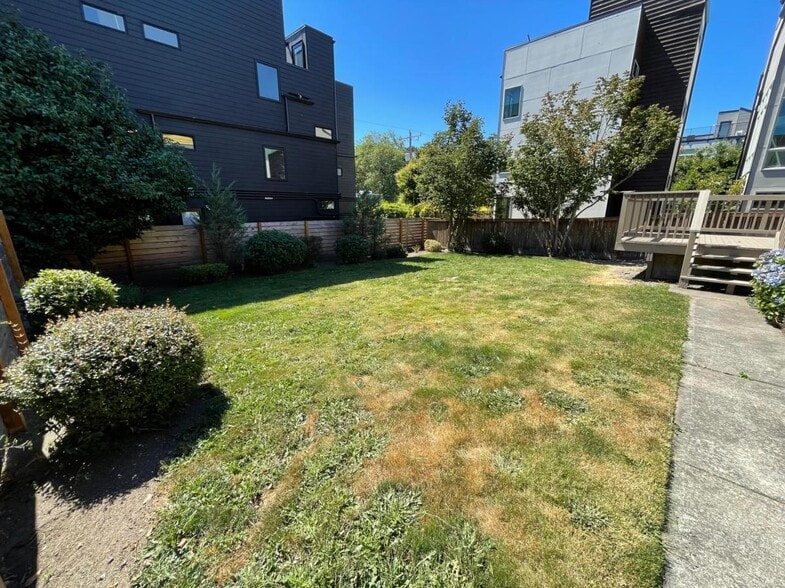Building Photo - 2637 NW 63rd St