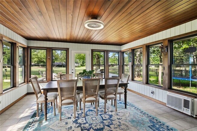 Building Photo - 773 Bocage Ln