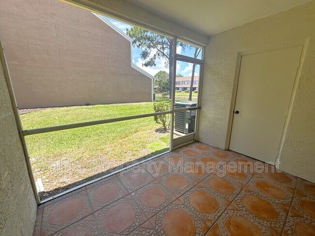 Building Photo - 6235 Bayside Key Dr
