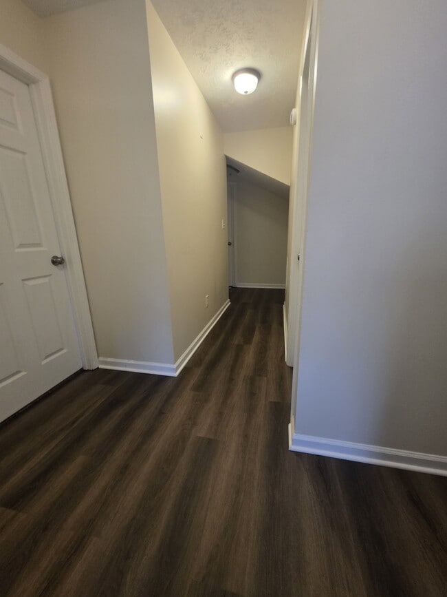 Building Photo - 4819 May Ridge Ln