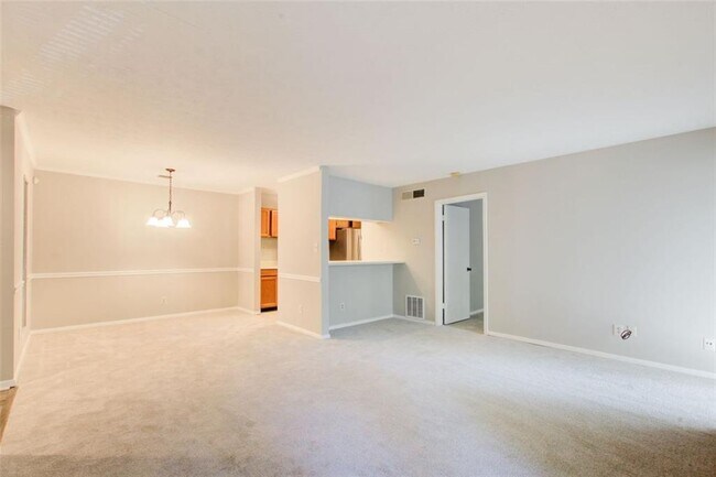 Building Photo - 805 Tuxworth Cir