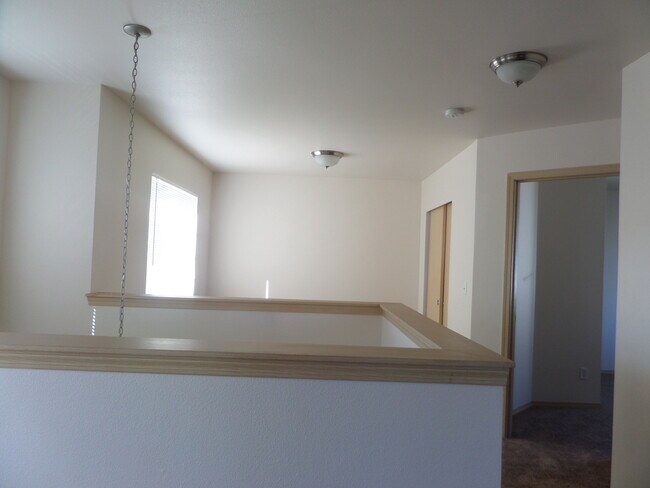 Building Photo - 1117 183 St Ct E