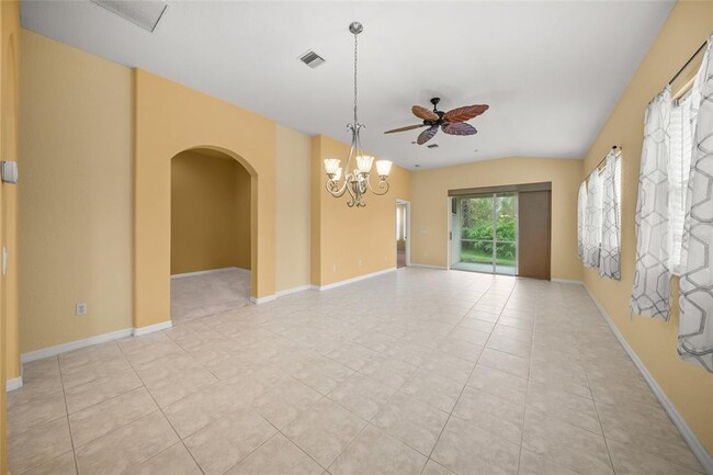 Building Photo - 4458 Corso Venetia Blvd