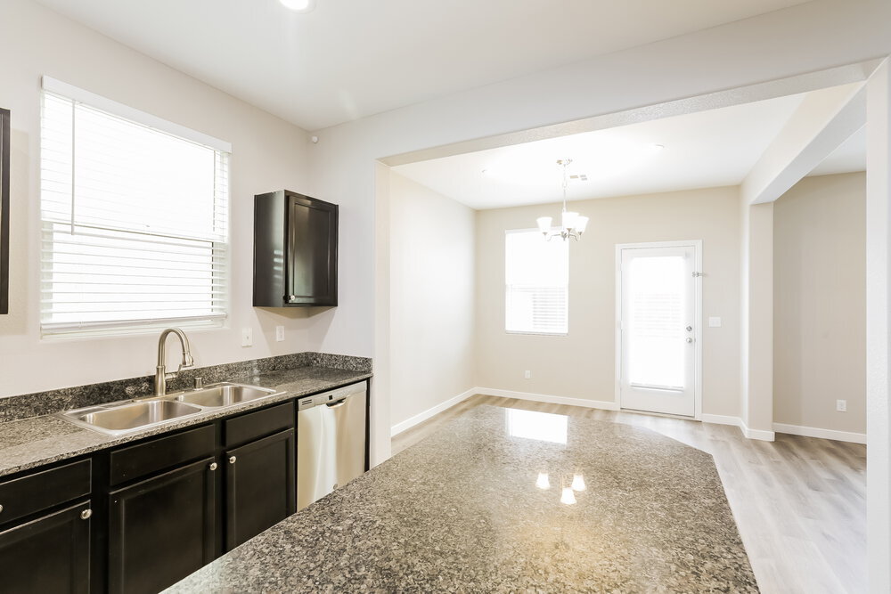 Building Photo - 7376 Cobbhan Dr