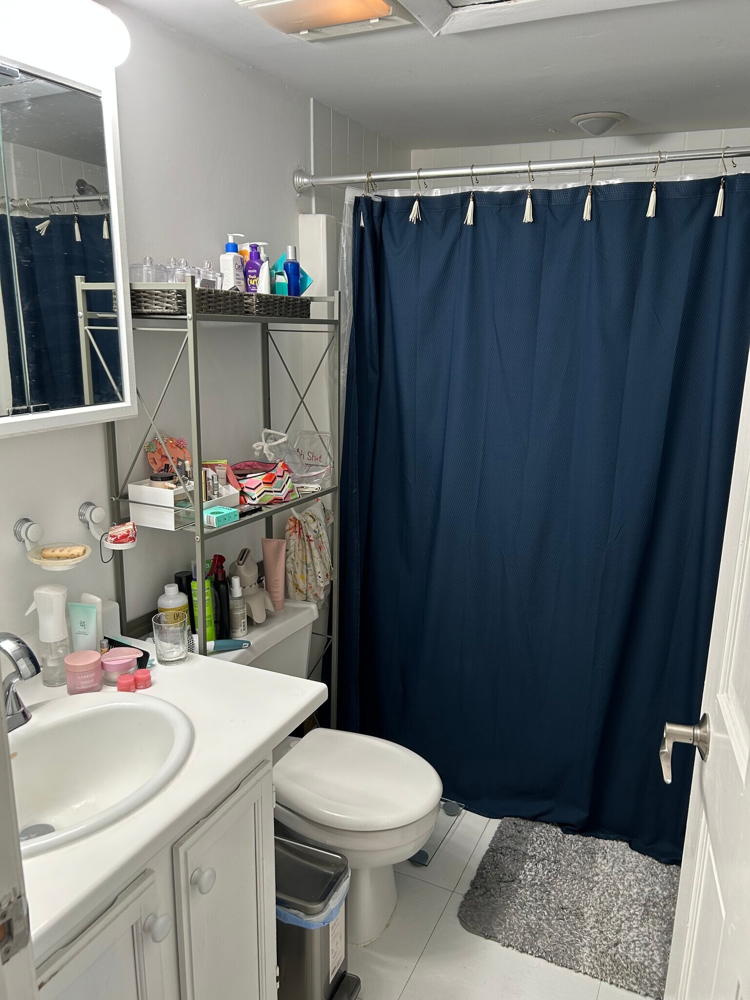 Building Photo - 48 Forest St