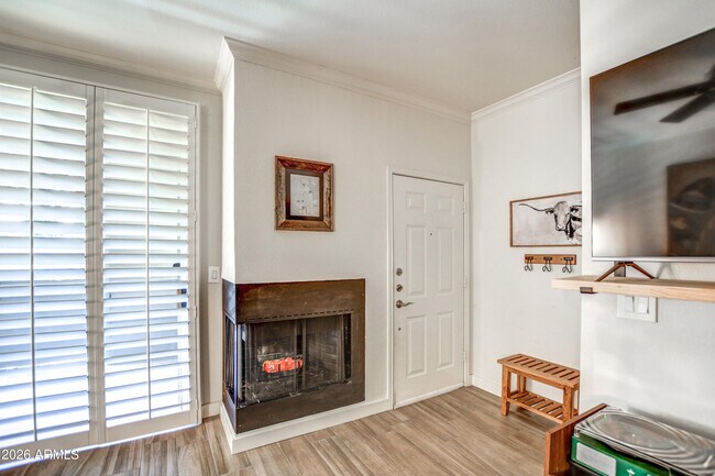 Building Photo - 7009 E Acoma Dr
