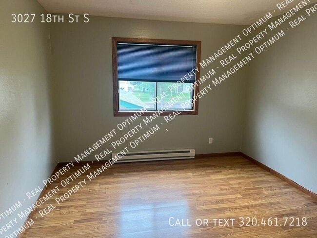 Building Photo - 3027 18th St S