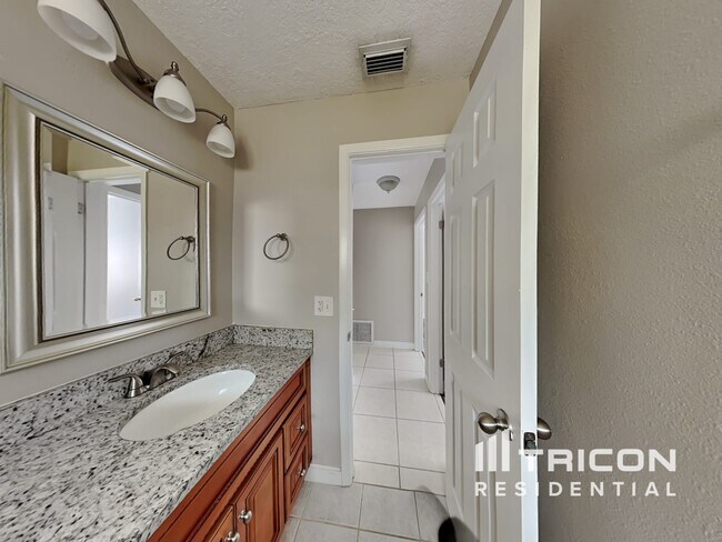 Building Photo - 1670 Avalon Blvd