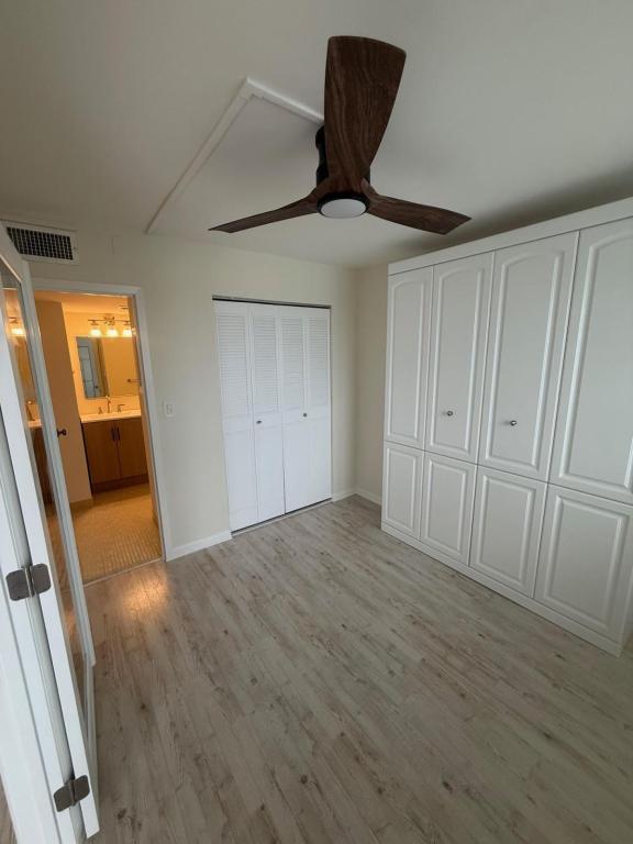 Building Photo - 925 N Halifax Ave