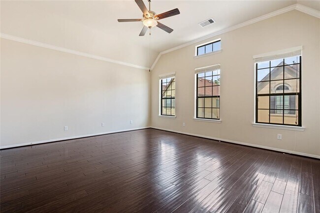 Building Photo - 2737 King's Retreat Cir