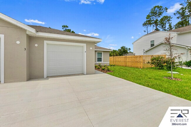 Building Photo - 3 Slumber Path