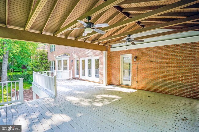 Building Photo - 7804 Lonesome Pine Ln