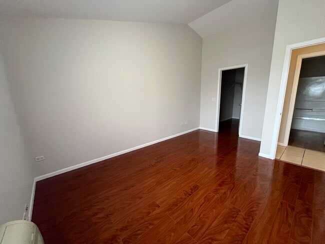 Building Photo - 1127 Silverstone Dr