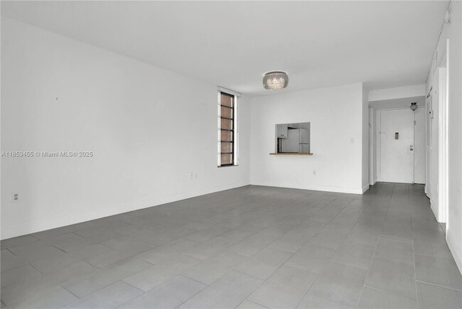 Building Photo - 16751 NE 9th Ave
