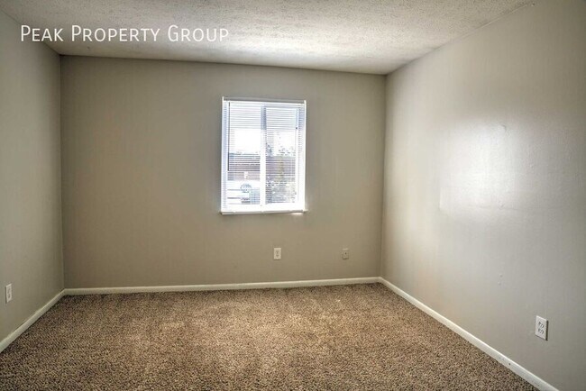 Building Photo - 1292 Courtland Ave