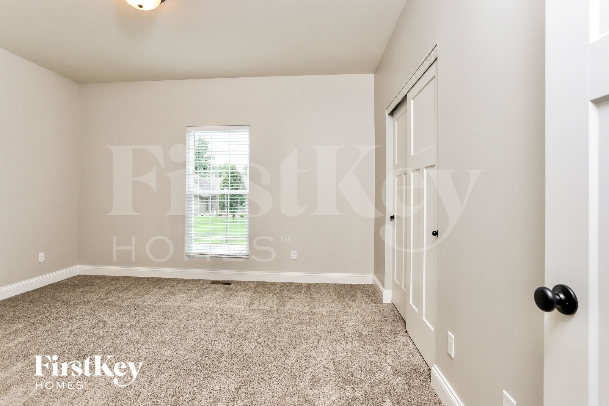 Building Photo - 413 Bittersweet Dr