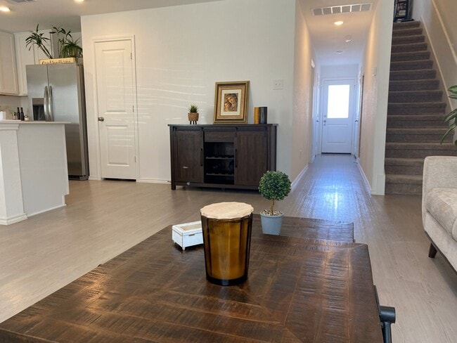 Building Photo - 252 Tugboat Annie Wy