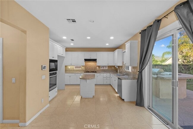 Building Photo - 11151 Tesota Loop St