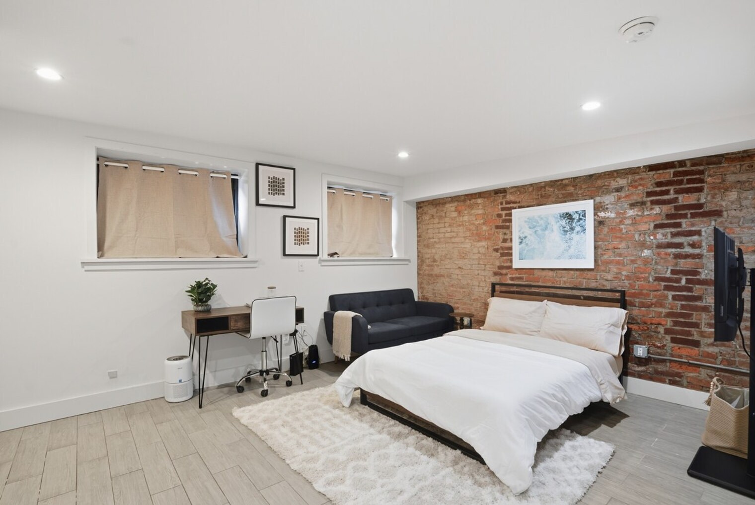 Building Photo - 131 Loisaida Ave