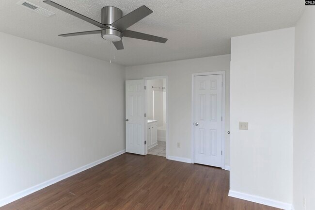 Building Photo - 107 Hutto Hill