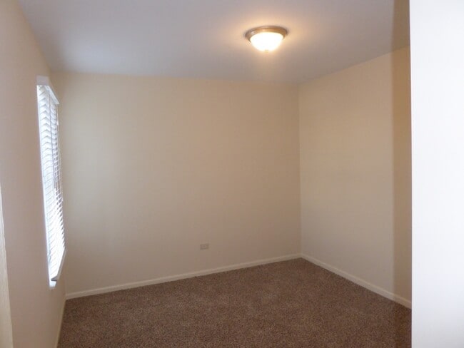 Building Photo - 380 Littleton Trail