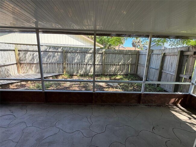 Building Photo - 14 Birdie Dr