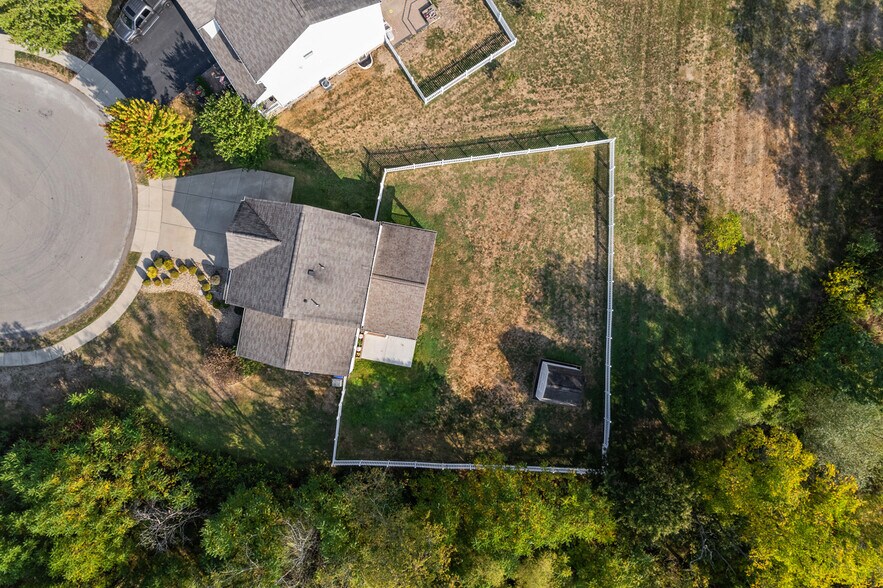 Building Photo - 111 Hermitage Ct