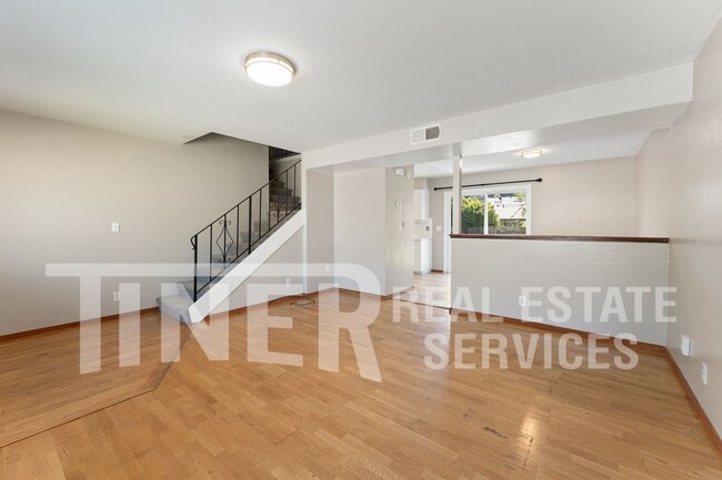 Building Photo - 6167 Oakgreen Cir