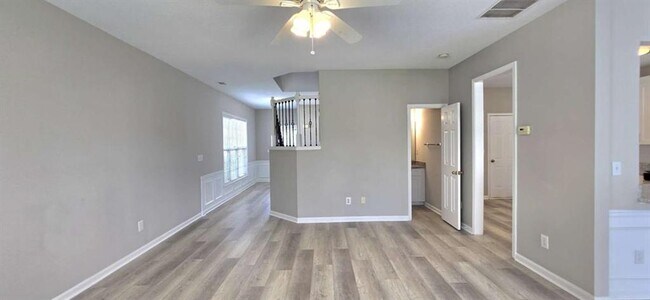 Building Photo - 3611 Gainesway Trace