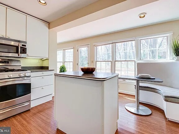 Building Photo - 5940 Lowell Ave