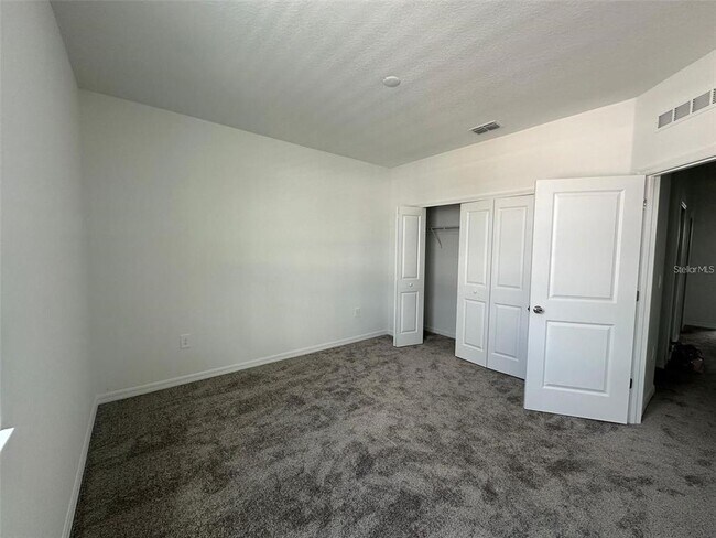 Building Photo - 145 Nine Iron Dr