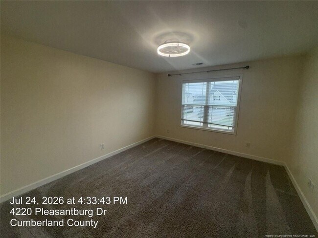 Building Photo - 4220 Pleasantburg Dr