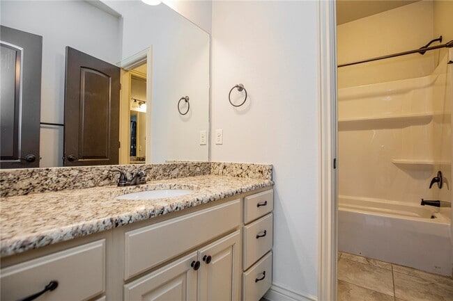 Building Photo - 4605 Willowridge Way