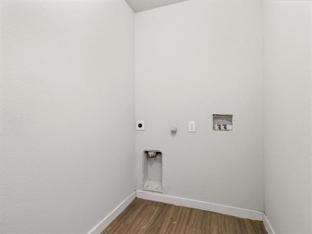 Building Photo - 9941 Ironhorse Dr