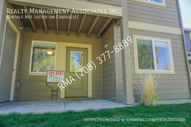 Building Photo - 1344 S Edgewater Cir